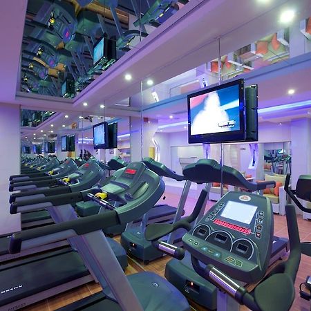 The City Hotel Истанбул Екстериор снимка